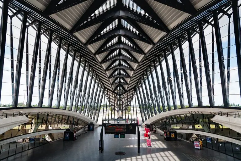 aeroport Lyon saint Exupéry